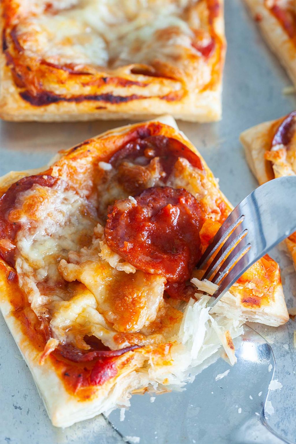 Puff Pastry Pizza — Easy Weeknight Dinner Ideas And Recipes 5045