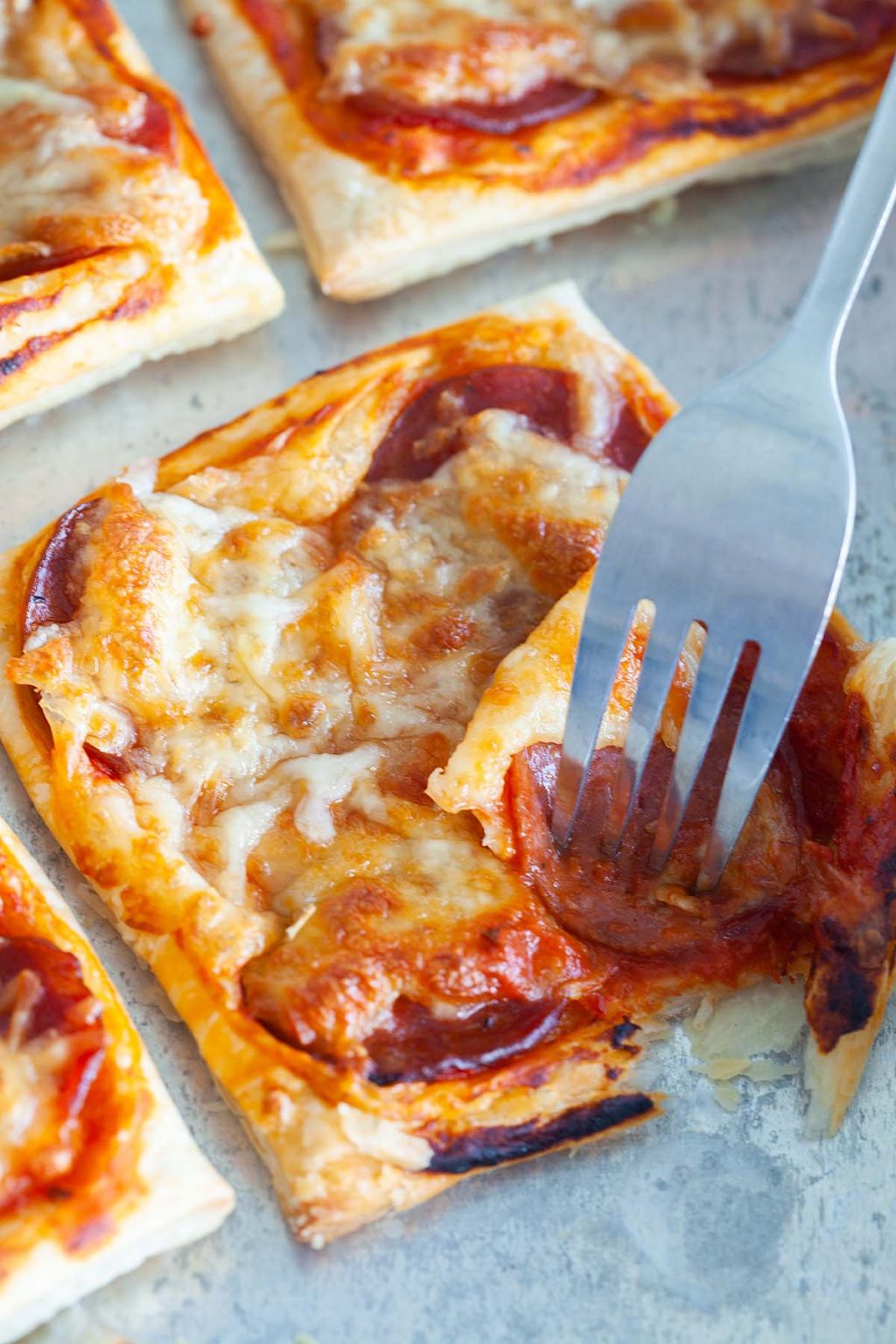 Puff Pastry Pizza — Easy Weeknight: Dinner Ideas and Recipes